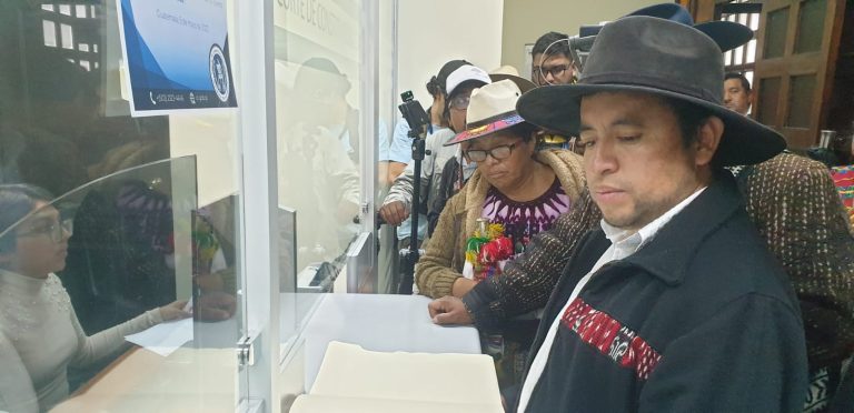 Los 48 Cantones de Totonicapán presentan amparo en la Corte de Constitucionalidad que busca que resuelvan recursos pendientes