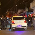 “Seguimos limpiando”: Balean a una pareja en Mixco y atacantes dejan escrito un mensaje