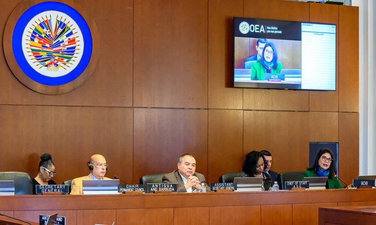 Embajador de la OEA habla sobre riesgos de un rompimiento democrático en Guatemala
