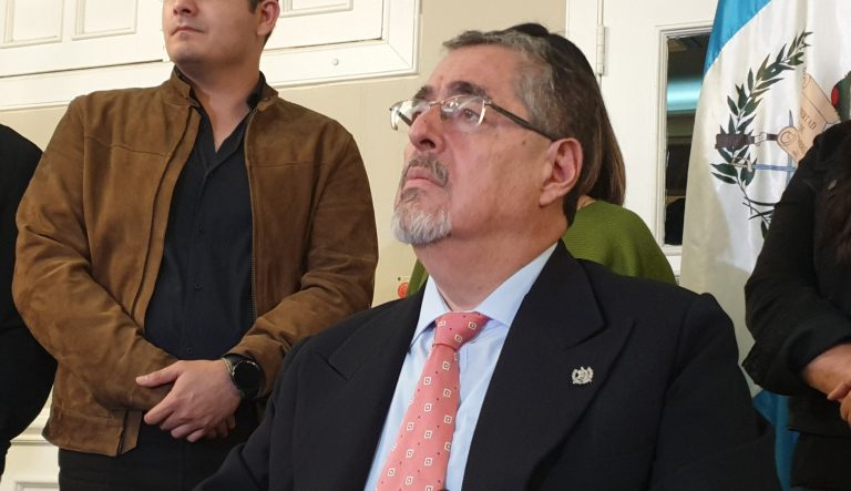 Bernardo Arévalo viaja a Washington para reunirse con congresista de EE. UU.