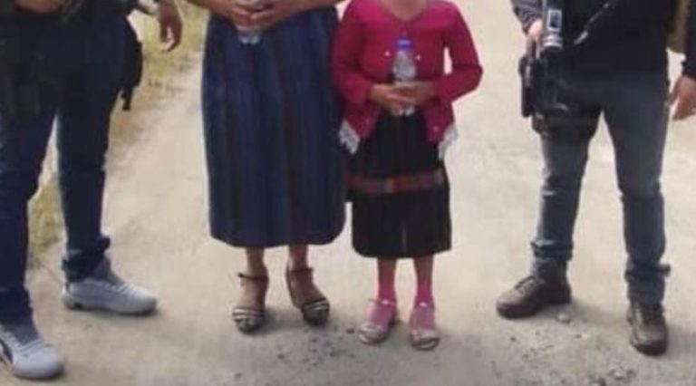 MADRE E HIJA SECUESTRADAS EN TOTO