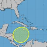 Mantienen monitoreo de formación de zona de baja presión que podría convertirse en tormenta cerca de Centroamérica