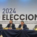 El Tribunal Supremo Electoral salvadoreño juramenta a autoridades de voto en el extranjero