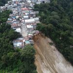 Vecinos relatan momentos de pánico que vivieron durante deslizamiento en zona 3