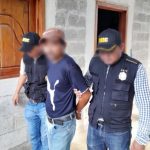 Capturan a 2 hombres por supuestamente estafar a personas con supuestos envíos de encomiendas del extranjero
