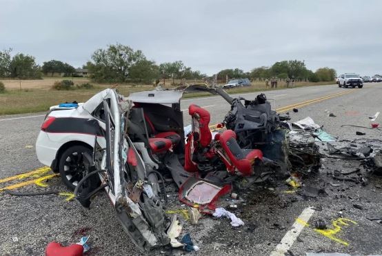 Mueren ocho personas, entre ellas cinco migrantes, durante persecución policial en Texas