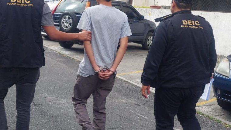 La PNC reporta la captura de presuntos delincuentes durante el operativo Muralla II. (Foto: PNC) 