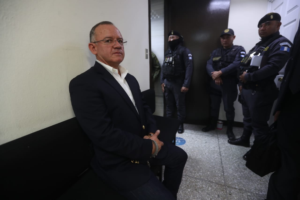 Exministro de Gobernación Napoleón Barrientos cuestiona su captura