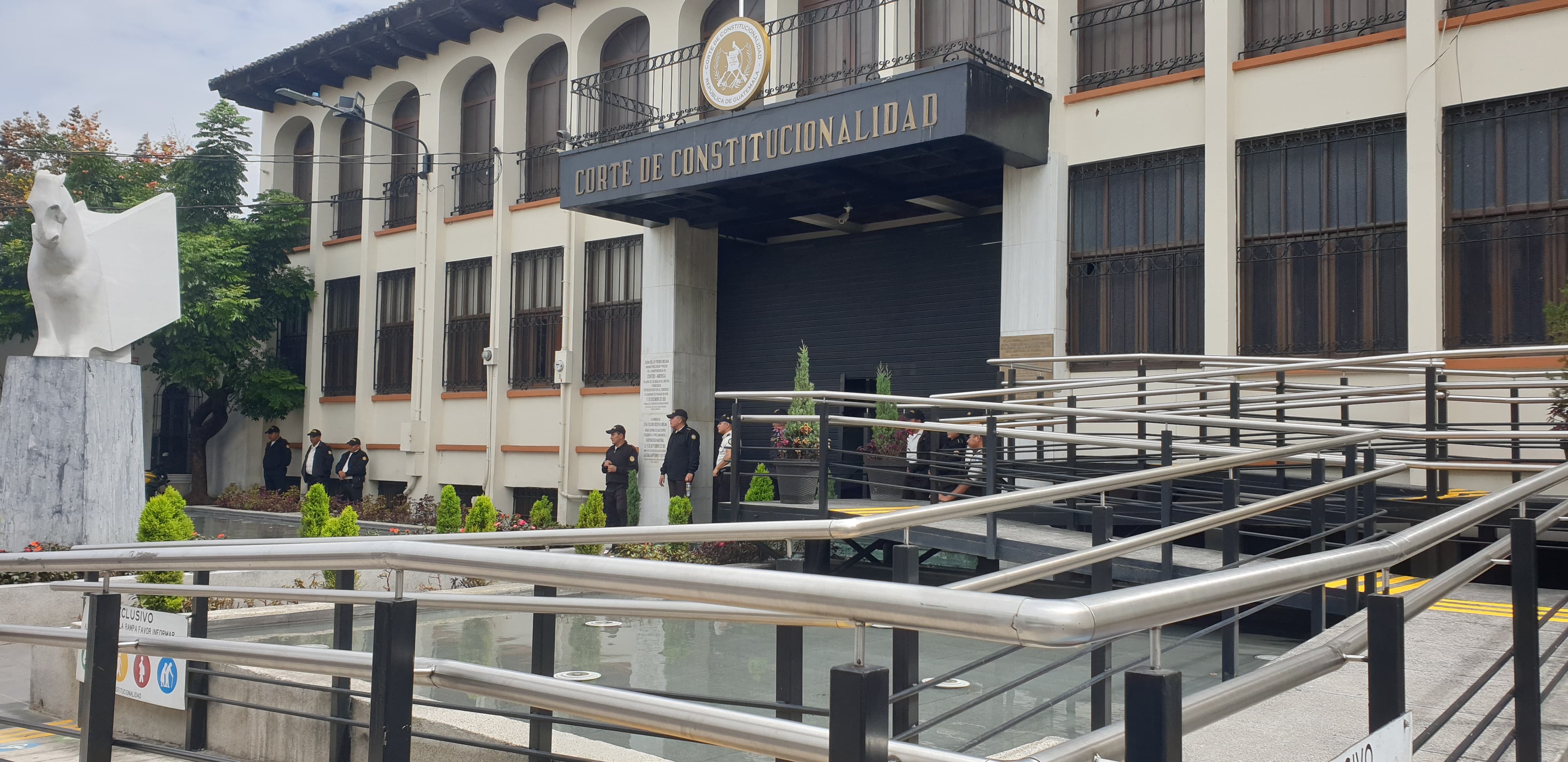 CC dice que TSE puede cancelar de oficio inscripción del secretario general de Semilla sin afectar toma de posesión