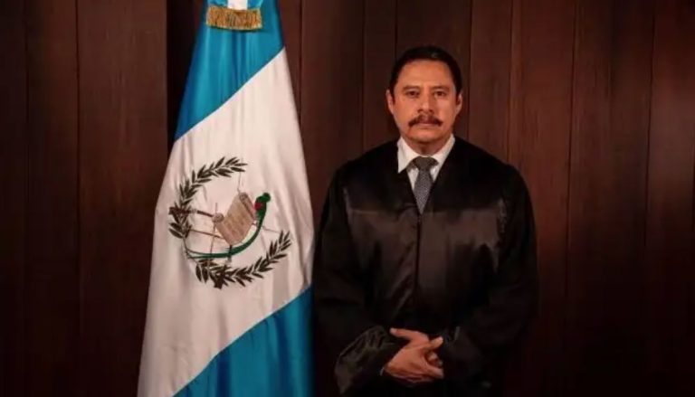 Magistrado Rony López señala desconfianza en el MP y secretario Ángel Pineda