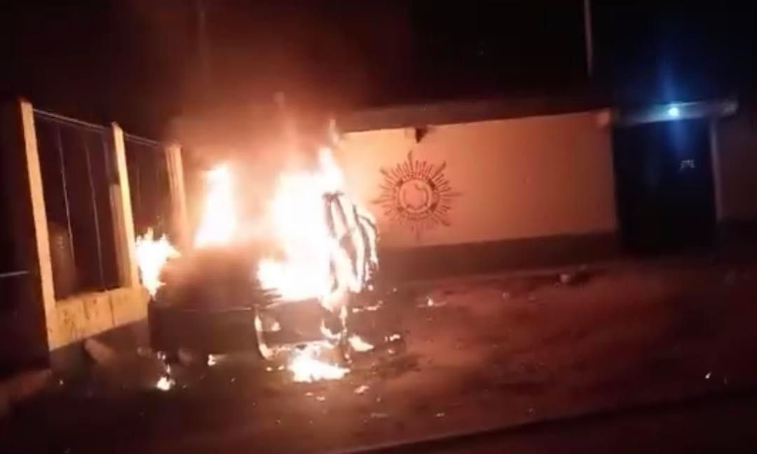 Quiénes son los Güichos; el grupo violento que destruyó sede y unidades de la PNC en Cabricán, Quetzaltenango