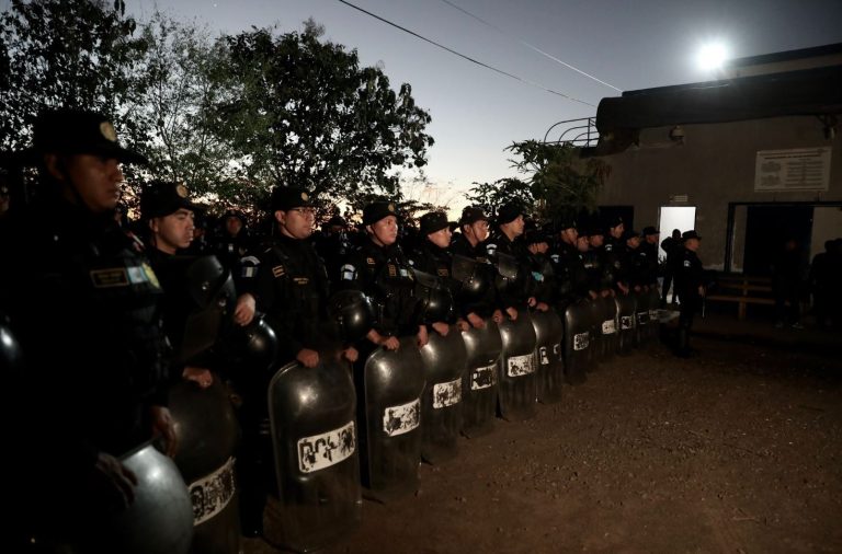 Catean cárcel El Infiernito: movilizan a la PNC para una requisa en esa cárcel de Escuintla