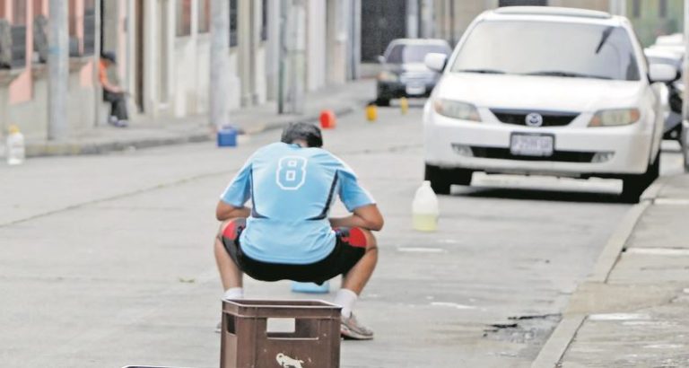 Implementarán parquímetros inteligentes en la ciudad de Guatemala y se pagará por medio de una aplicación