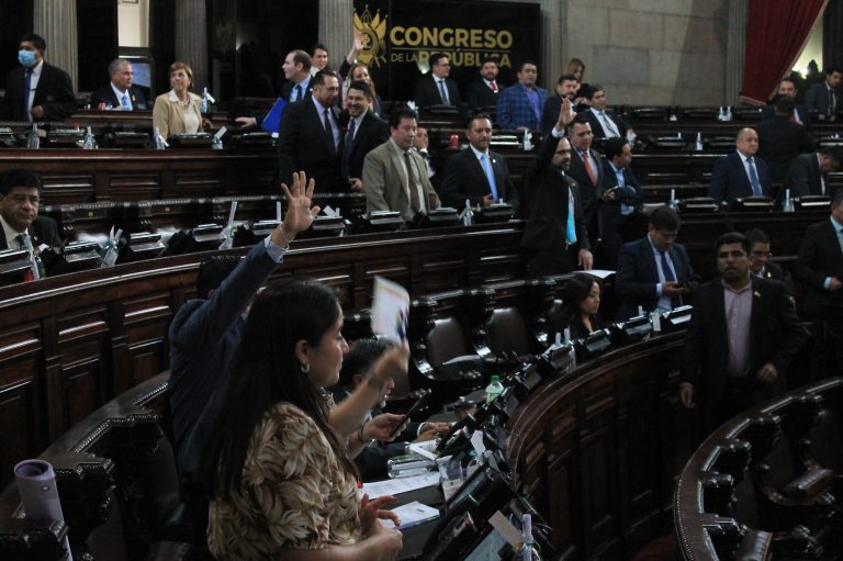 Aprueba de urgencia nacional la Ley para la Atención Integral de Cáncer