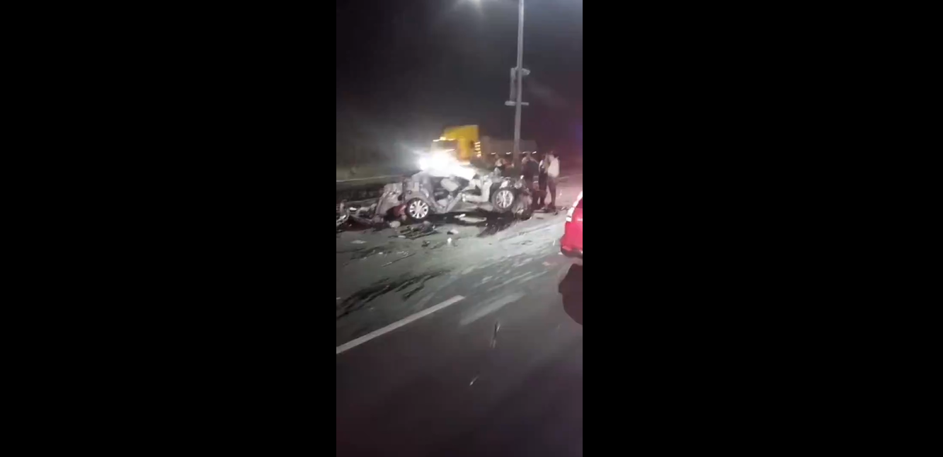 Conductor de carro destruido en accidente en el Pacífico resulta ileso
