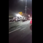 Conductor de carro destruido en accidente en el Pacífico resulta ileso