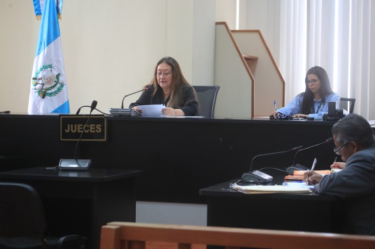 Tres personas aceptan cargos por caso OdebrechtTres