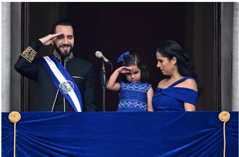  Bukele asume segundo mandato en El Salvador entre fuertes críticas