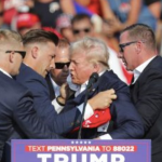 Trump resulta herido tras balacera en su mitin en Pensilvania