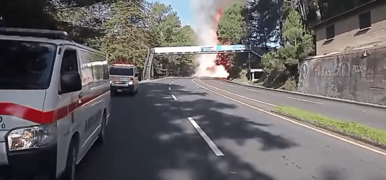 Emergencia en Sololá: Camión que trasladaba gas propano se incendia