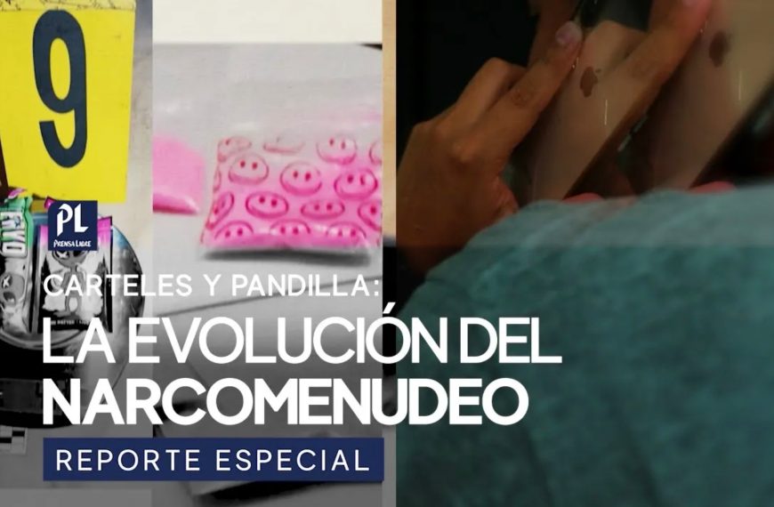 Este reportaje especial analiza el fenómeno del narcomenudeo en Guatemala y cómo, desde la pandemia, los cárteles de droga se han aliado con pandillas locales para expandir su control territorial. También revela cómo el crimen organizado aprovecha la tecnología para ampliar sus canales de venta. ¿Cuáles son los departamentos más afectados por el narcomenudeo? ¿Cuenta Guatemala con una legislación suficientemente robusta para enfrentar y castigar estos delitos? Estas y otras interrogantes se abordan a profundidad en esta investigación.